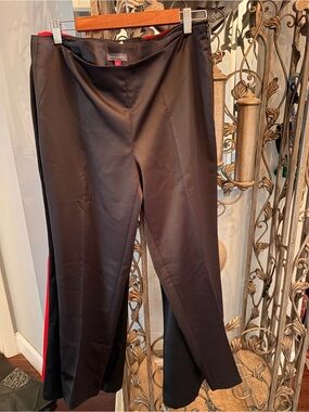 Vince Camuto satin looking pant casual dressy